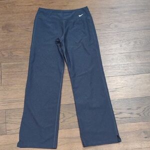 Nike Women's Dark Blue Dri Fit Leggings Size Medium